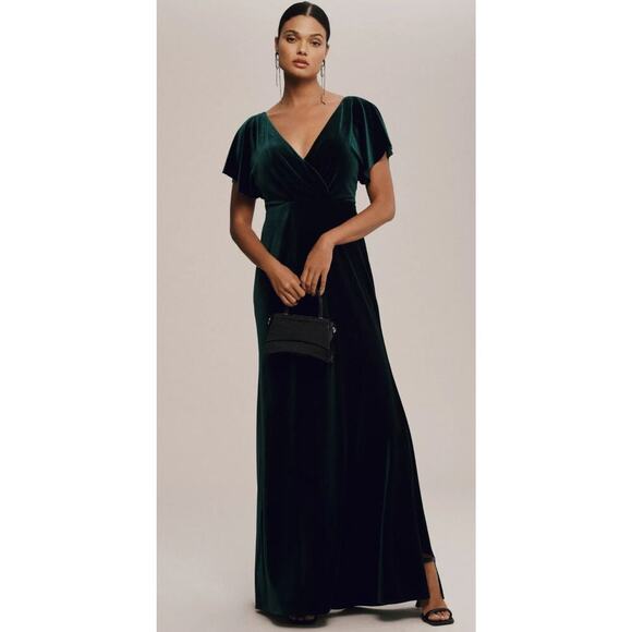 Jenny Yoo Ellis Ruffle-Sleeve Open-Back Green Velvet Wedding Gown 8. - Picture 1 of 9